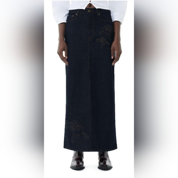 BestGirl Dresses & Skirts - BESTGIRL - Medium  Black Denim Maxi Skirt with Beige Rose Embroidery